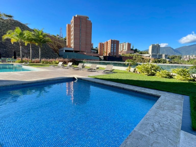 Apartamento en venta de 5 hab. y 358 m² en Los Campitos, Caracas