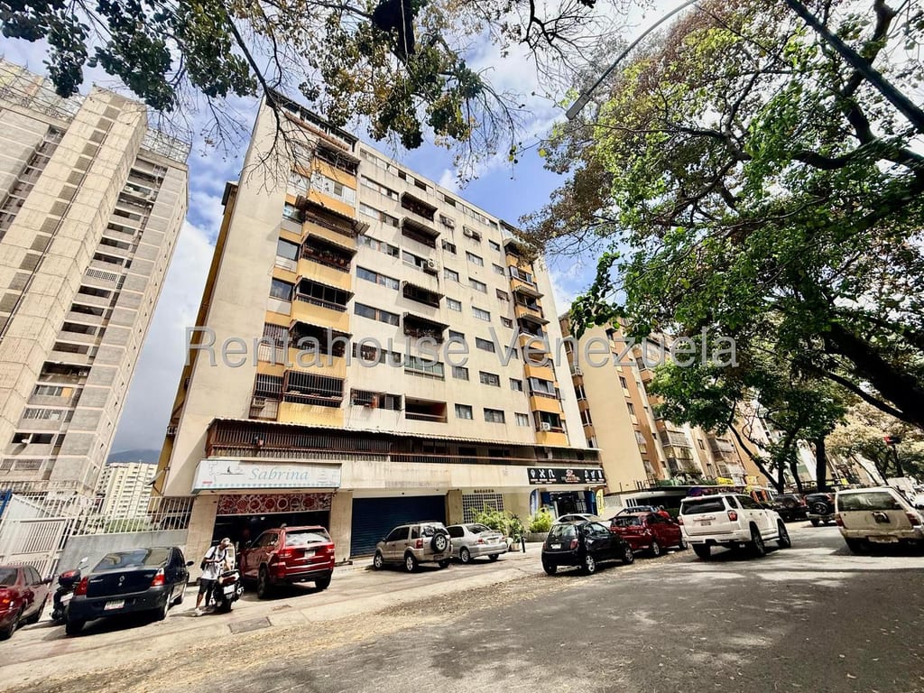 Apartamento en venta de 2 hab. y 81 m² en Colinas de Bello Monte, Caracas · Ref. CV6793