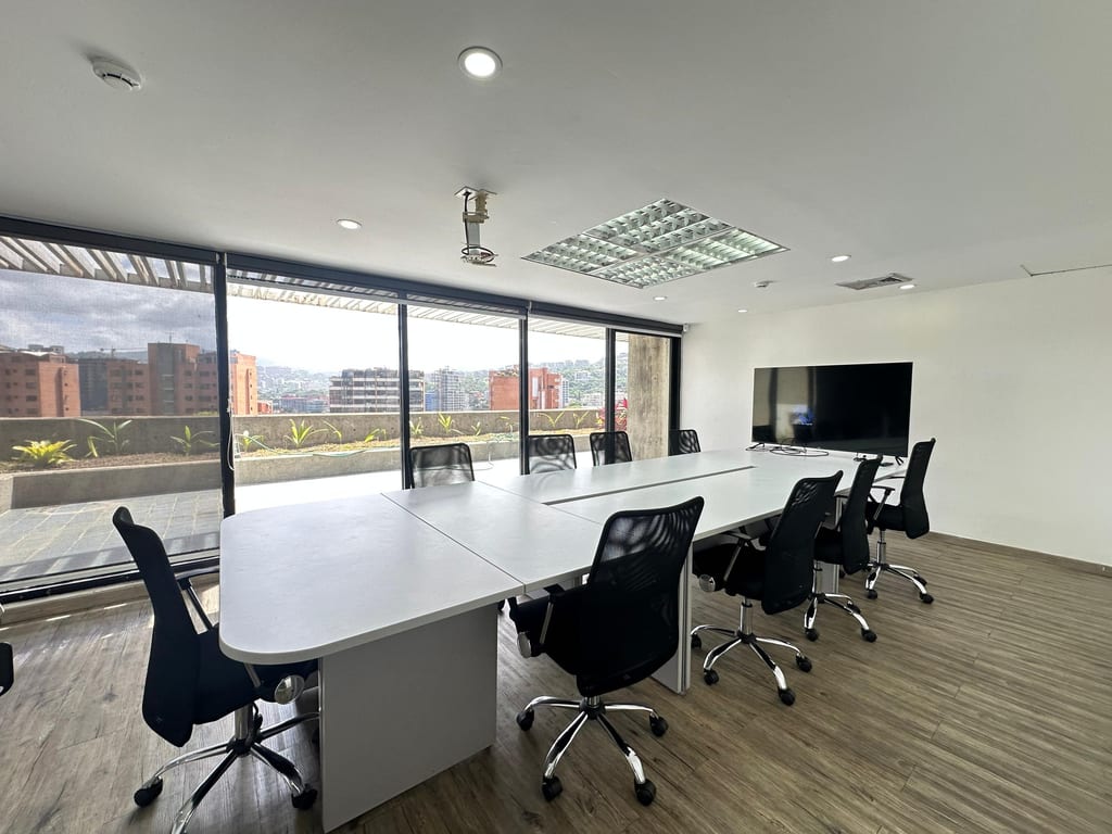Oficina en venta de 450 m² en El Rosal, Caracas
