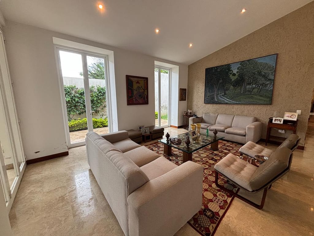Casa en venta de 4 hab. y 400 m² en La Castellana, Caracas