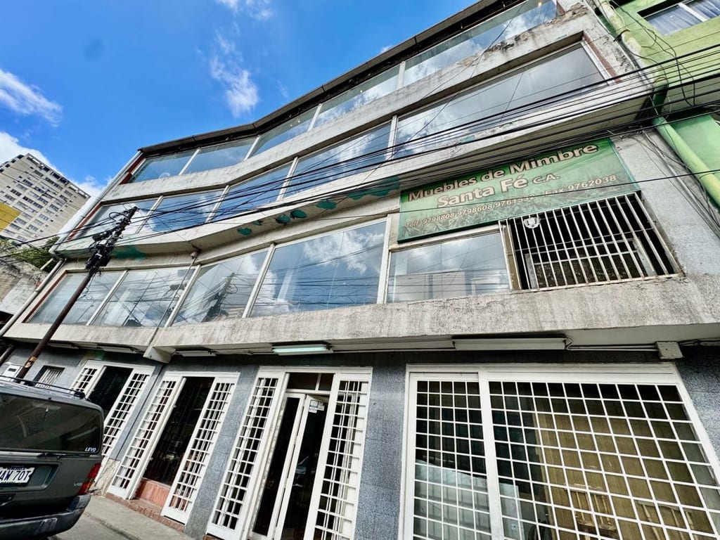 Edificio en Santa Fe Sur, Caracas