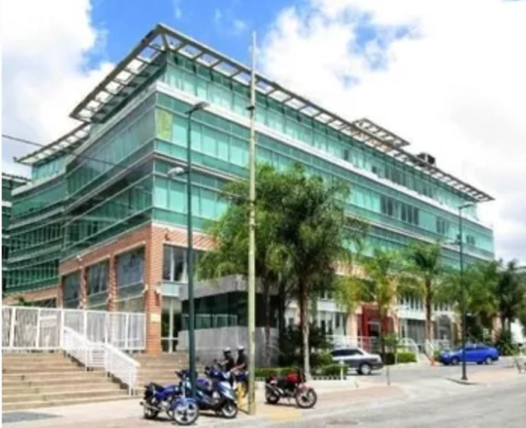 Edificio en venta de 10.940 m² en Boleíta Norte, Caracas