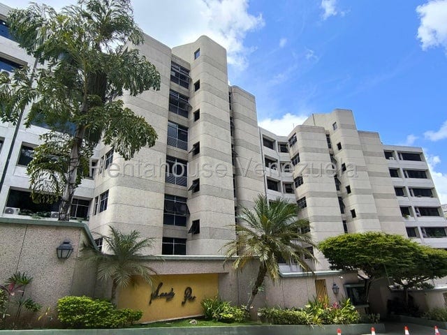 Apartamento en Lomas de La Laguntia, Caracas