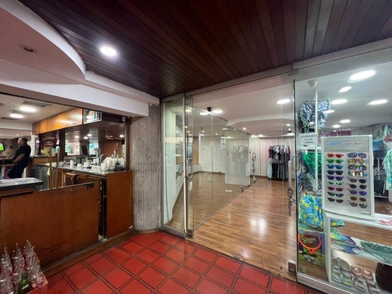 Local comercial en alquiler de 17 m² en Las Mercedes, Caracas
