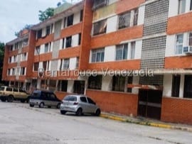 Apartamento en venta de 3 hab. y 112 m² en Santa Eduvigis, Caracas