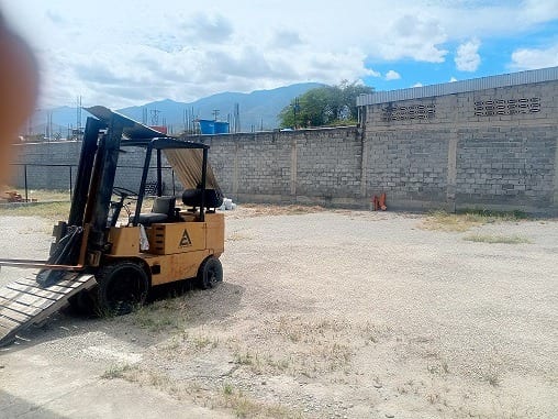 Terreno en venta de 1.900 m² en Las Flores, Guatire