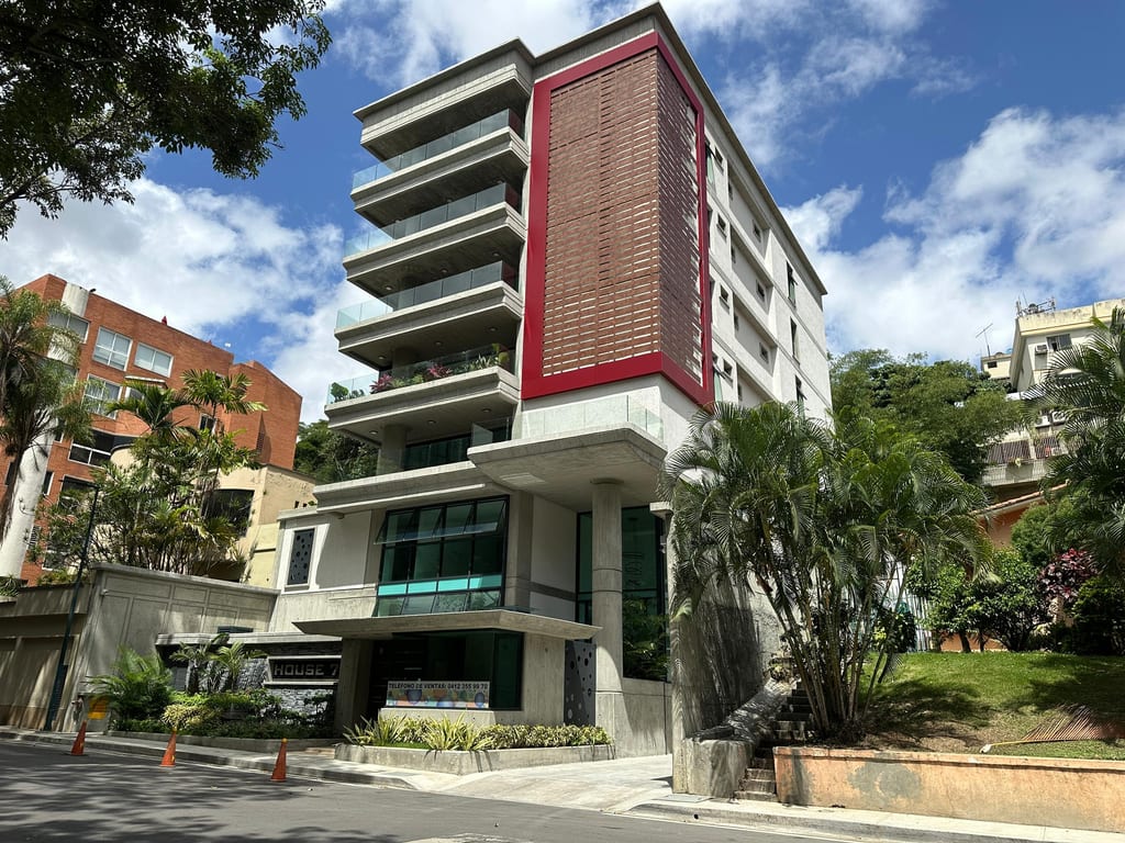 Apartamento en venta de 3 hab. y 311 m² en Los Naranjos (Las Mercedes), Caracas
