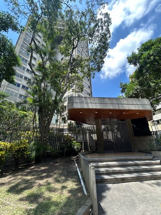 Apartamento en alquiler de 4 hab. y 400 m² en Altamira, Caracas · Ref. CV6902