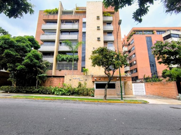 Apartamento en alquiler de 1 hab. y 61 m² en Campo Alegre, Caracas · Ref. CV6920