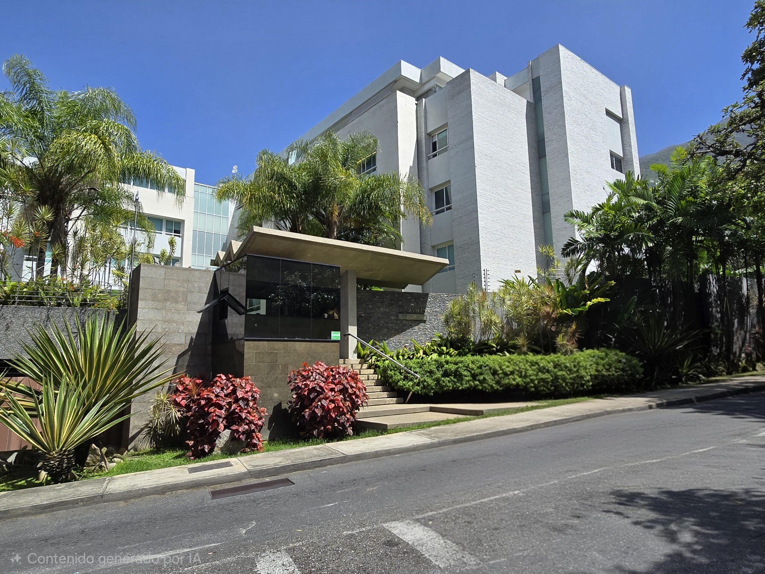 PentHouse en Venta Los Palos grandes, Lujoso amplio y exclusivo