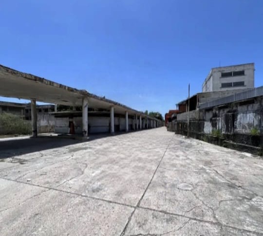 Terreno de 2.588 m² en Maiquetía