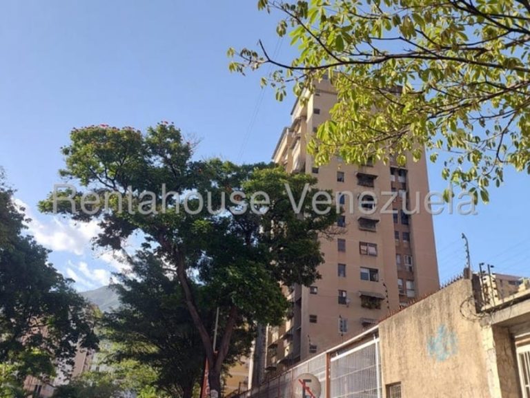 Apartamento en venta de 3 hab. y 124 m² en La Urbina, Caracas