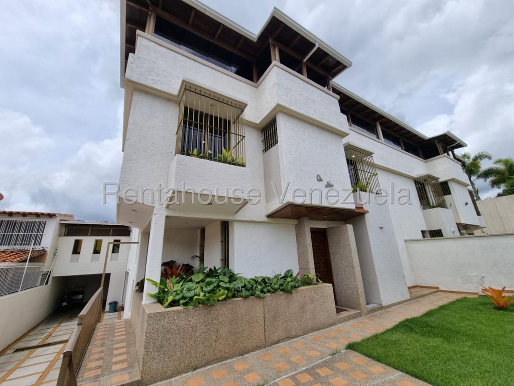 Casa en venta de 5 hab. y 390 m² en Colinas de Bello Monte, Caracas
