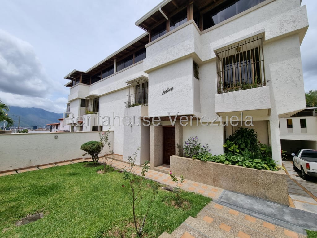 Casa en venta de 5 hab. y 390 m² en Colinas de Bello Monte, Caracas · Ref. CV39400