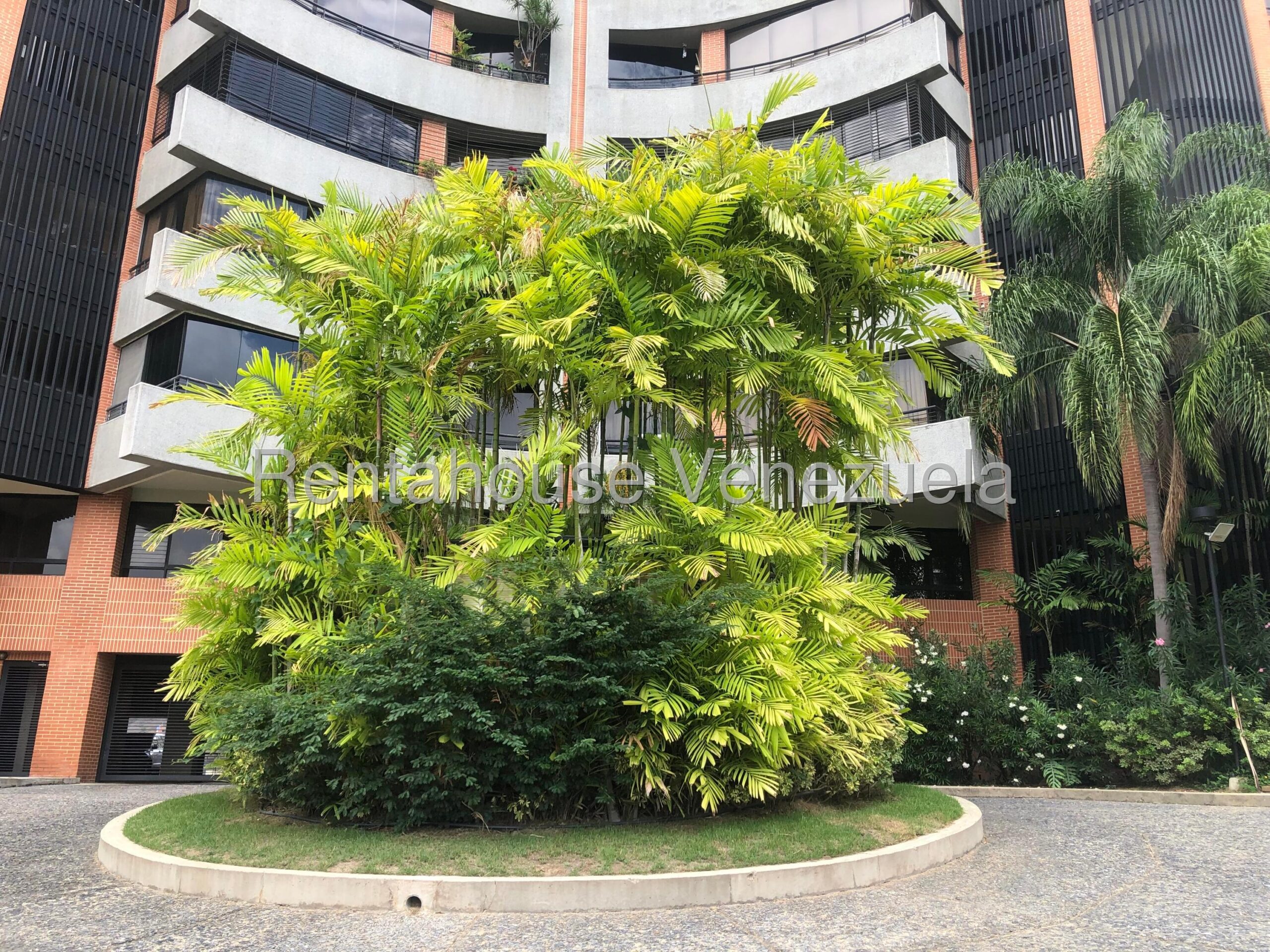 Apartamento duplex planta baja 4 hab, La Alameda