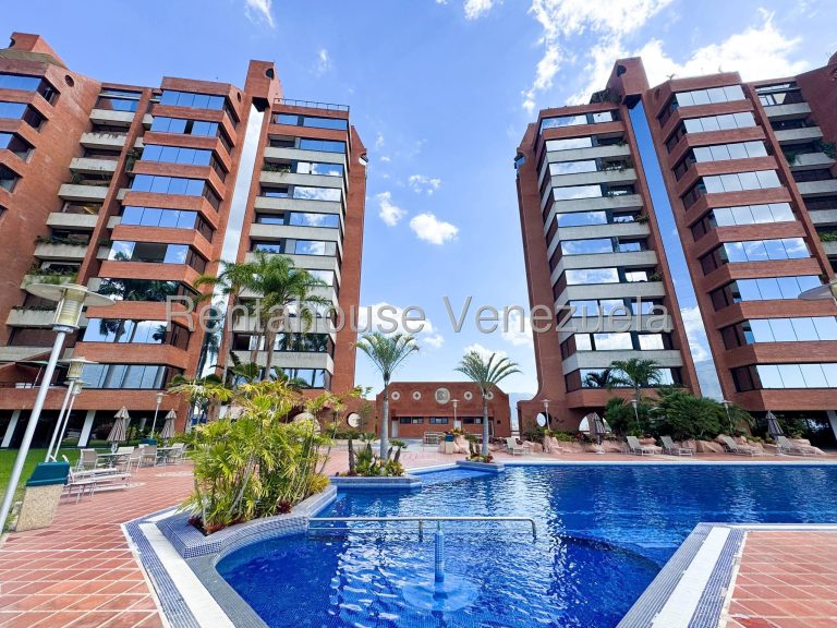 Se vende apartamento en Lomas de San Román