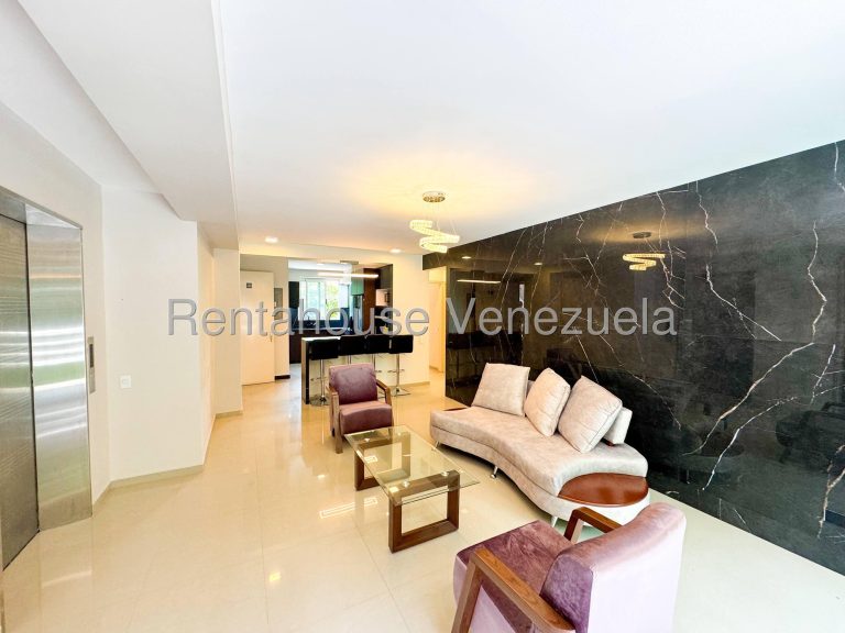 Se vende apartamento amoblado en Santa Fe Sur