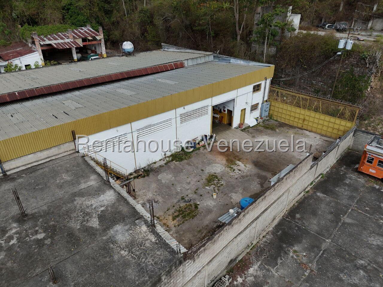 Comercial industrial 1600 m² con infraestructura en Mariche