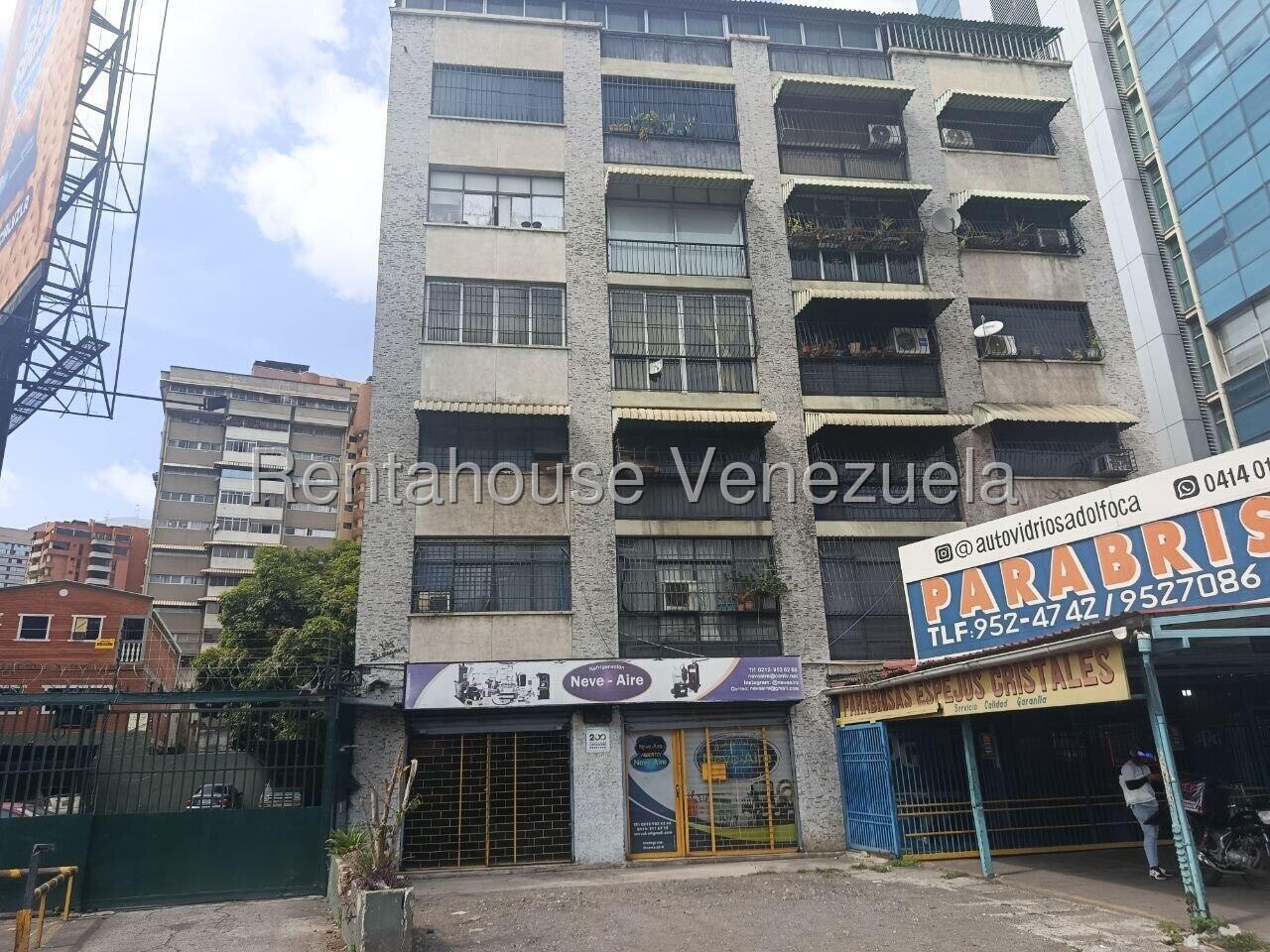 Apartamento con terraza techada en Bello Monte