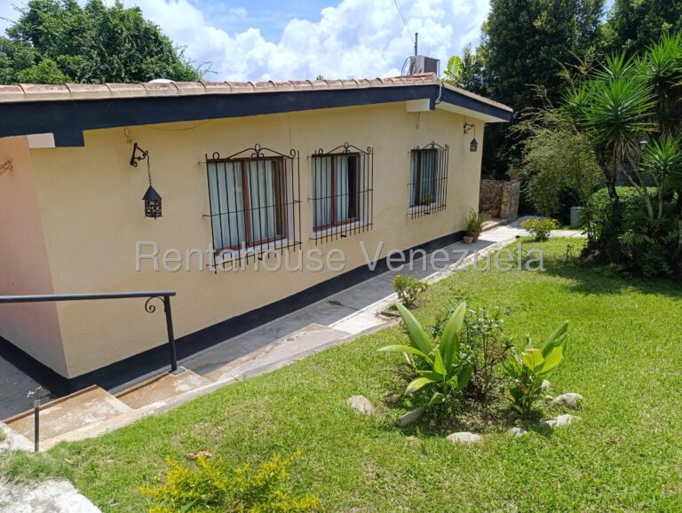 Casa con 6 habitaciones y 5 baños en El Hatillo, Caracas