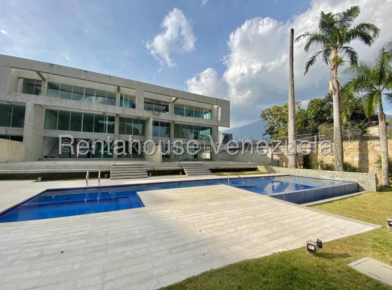 Apartamento duplex en obra gris con vista Ávila, Chulavista