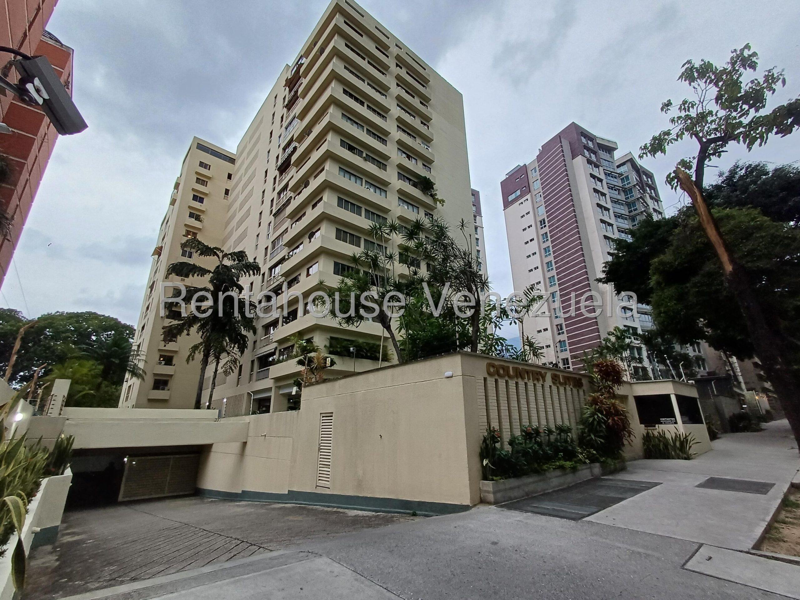 Apartamento 2 hab amoblado en Campo Alegre