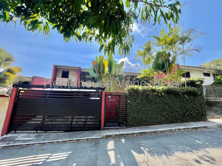 Casa de 233 m² con 4 habitaciones en Lomas de Monte Claro, Caracas