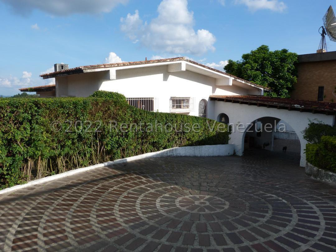 Casa La Lagunita Country Club
