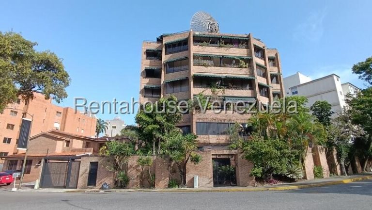 Apartamento en planta baja, seguro y tranquilo en Altamira