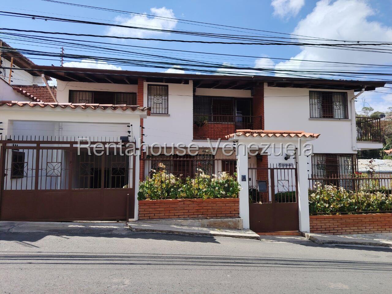 Casa 5 habitaciones con vista a montaña en La Macarena Norte