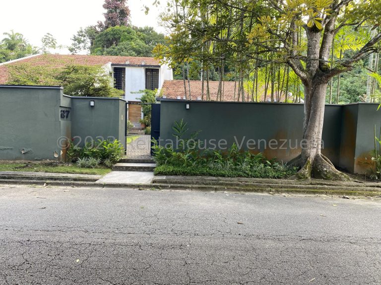 Casa con potencial de ampliación en La Lagunita Country Club