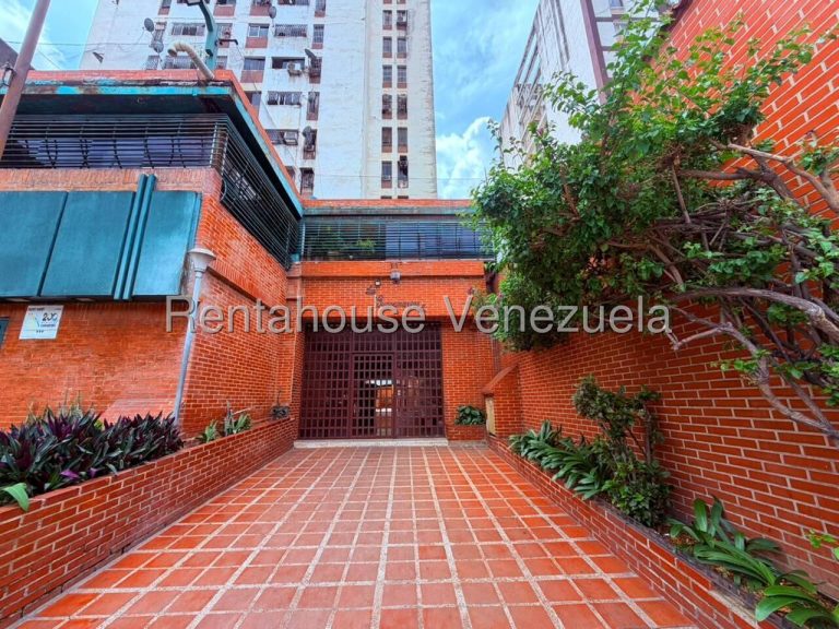 Apartamento 3 habitaciones con excelente distribución en San Martín