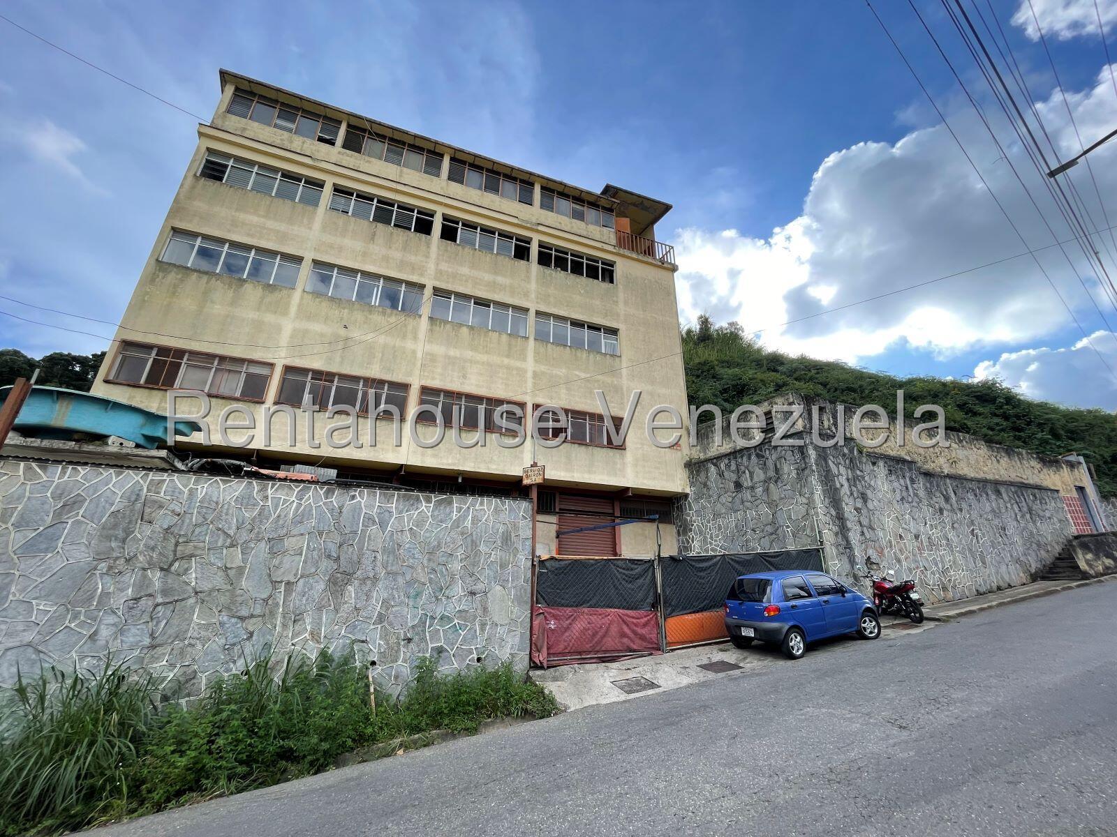Comercial industrial 3000 m² con 5 niveles Las Minas