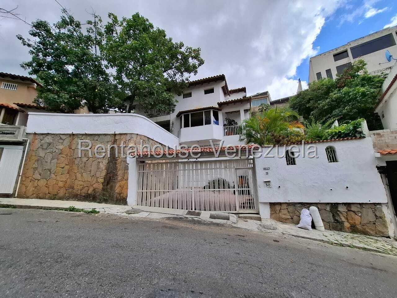 Casa quinta 5 niveles con familia room en El Marques