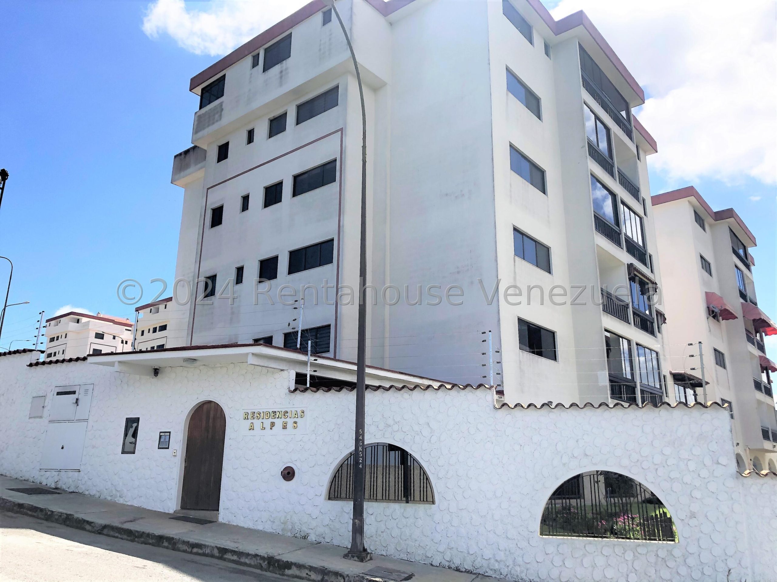 Apartamento con vista a terminar en Los Salias