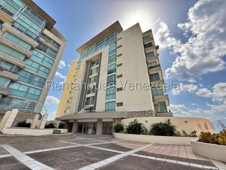 Apartamento amoblado remodelado con vista al Ávila, Lomas de Las Merce