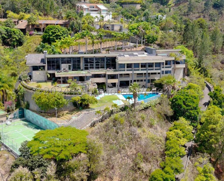 Casa con vista al Ávila, 6 habitaciones en La Trinidad