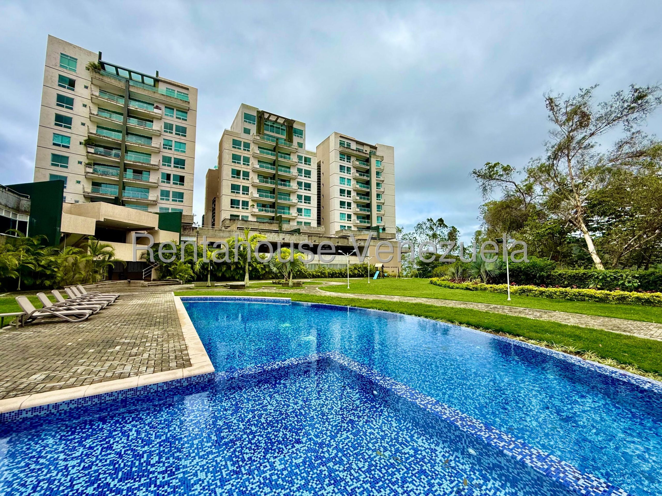 Apartamento en obra gris con vista panorámica, La Lagunita