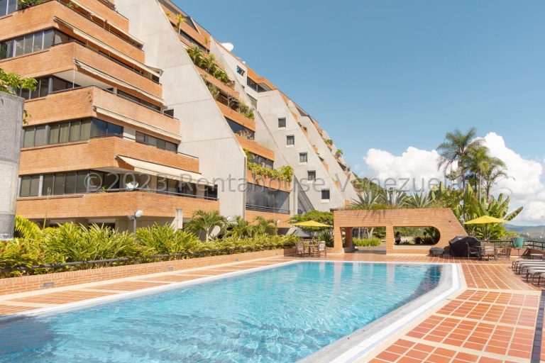 Apartamento de lujo con vista a Cerro Verde en Colinas del Tamanaco