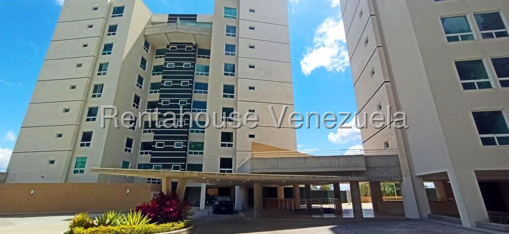 Apartamento con vista panorámica en La Lagunita Country Club