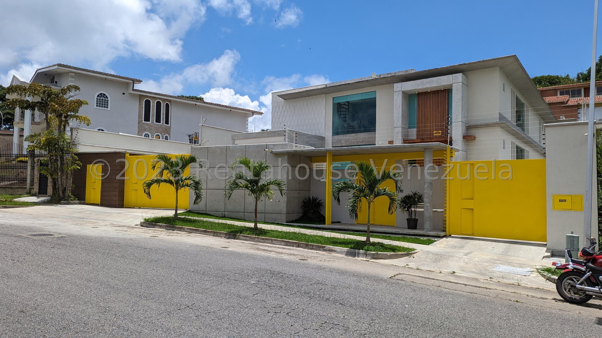 Casa duplex con vistas, 4 hab. en Loma Linda