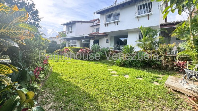 Casa colonial moderna 4 hab en Alto Hatillo