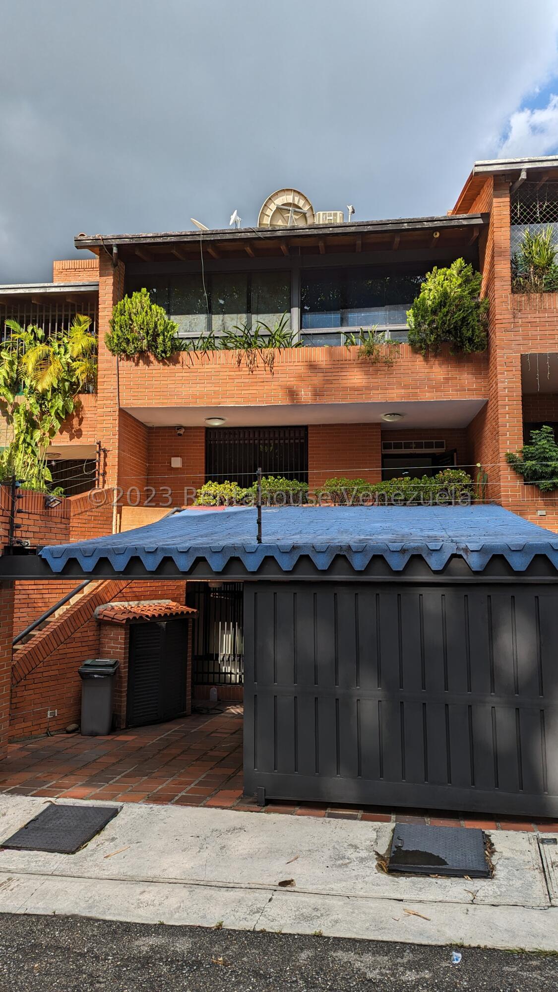 Casa de 8 habitaciones con vista a montañas en Miranda