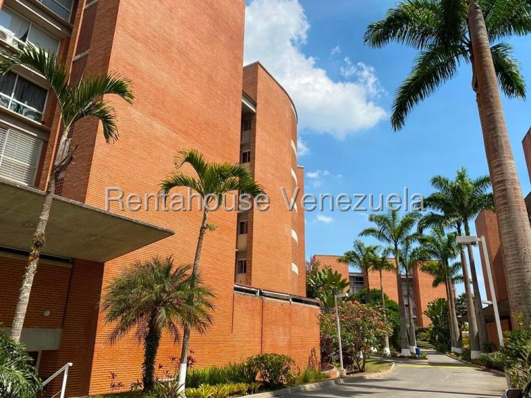 Apartamento duplex 3 habitaciones en Villa Nueva Hatillo