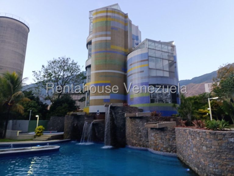 Apartamento remodelado 3 hab en Boleita Norte