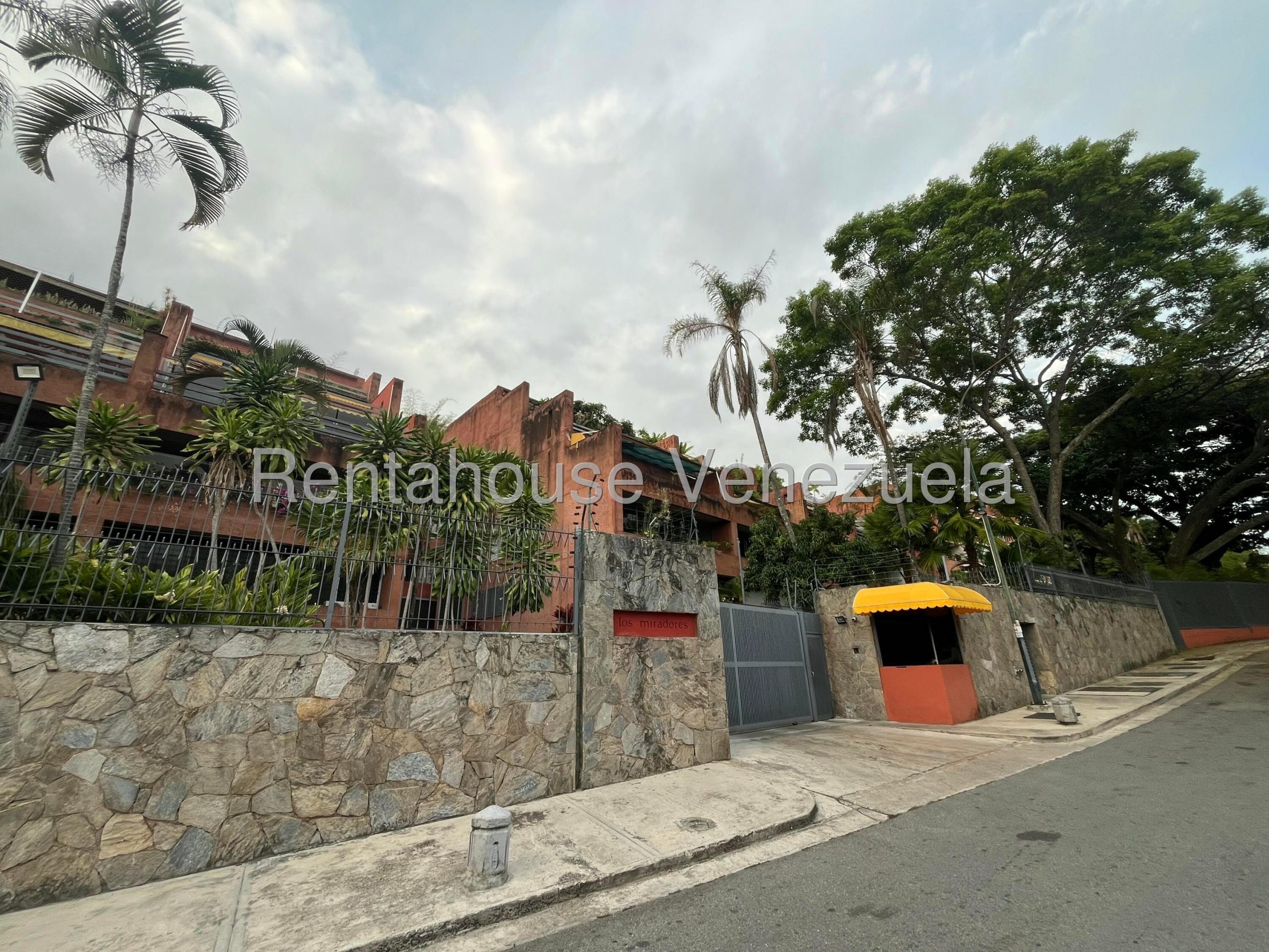 Venta Apartamento Terrazas Amplio 243mts Alta Florida