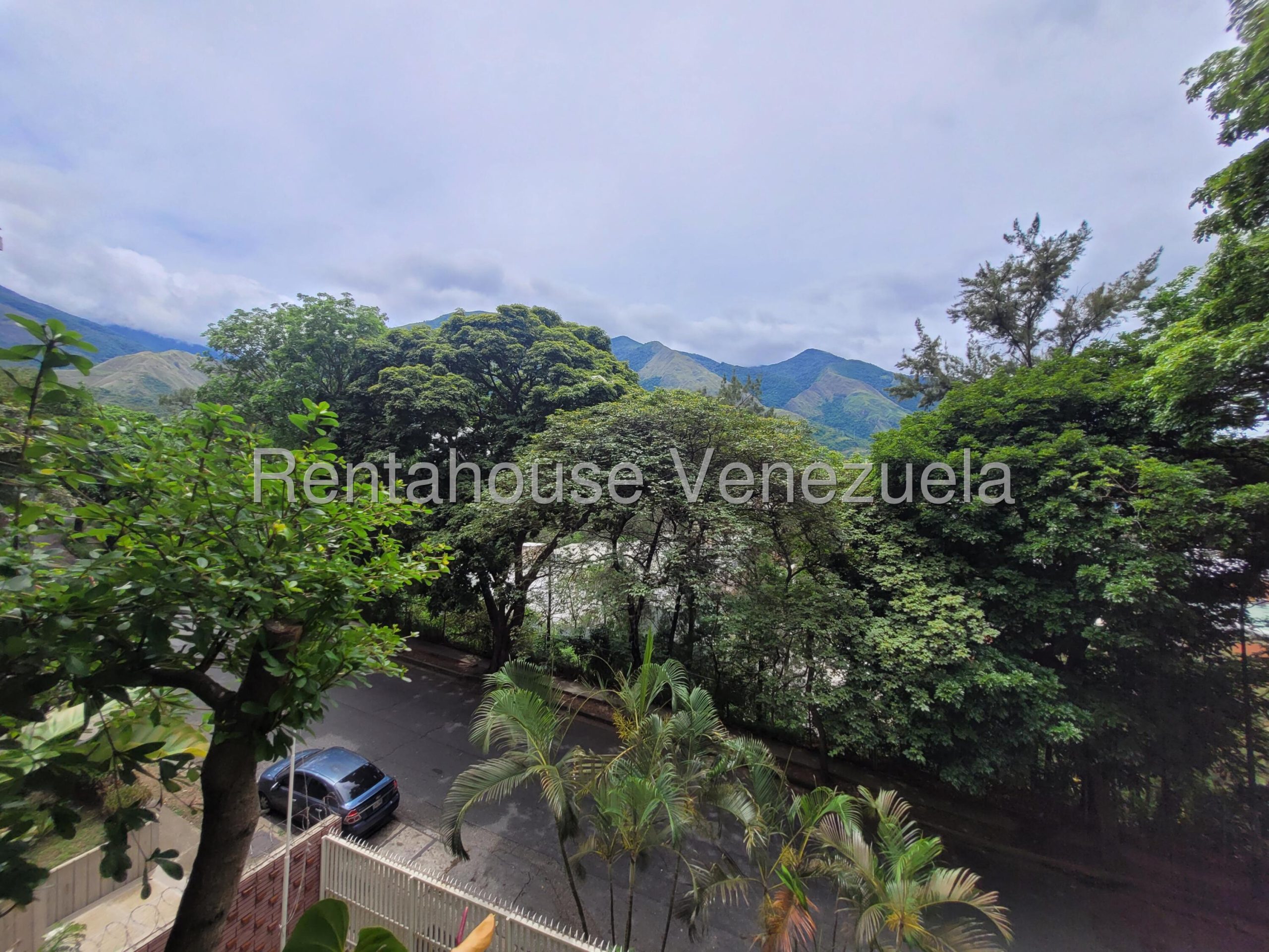 Venta Apartamento Amplio Vista Panoramica La Urbina