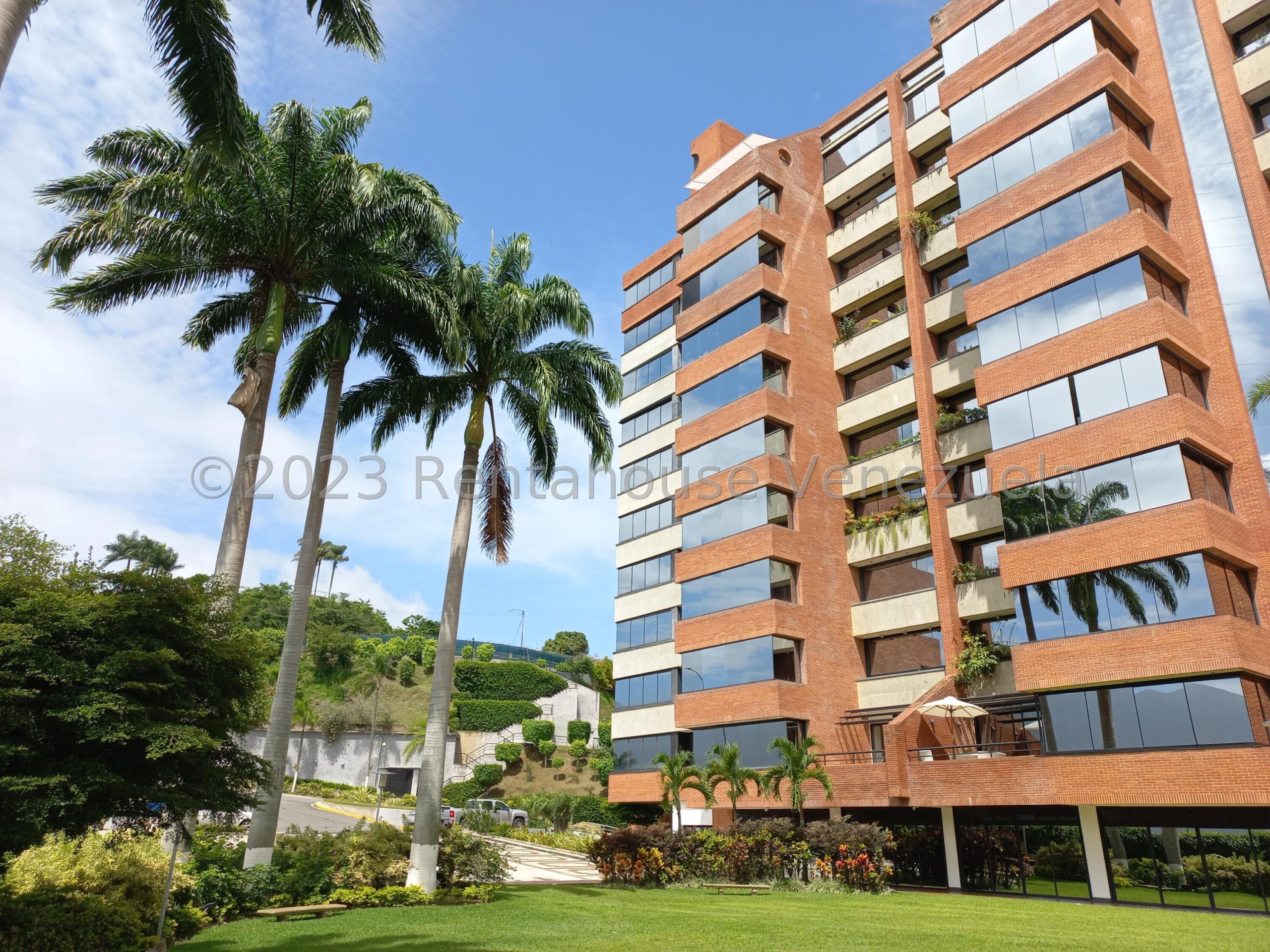 Apartamento duplex con vista panorámica en Lomas del Mirador