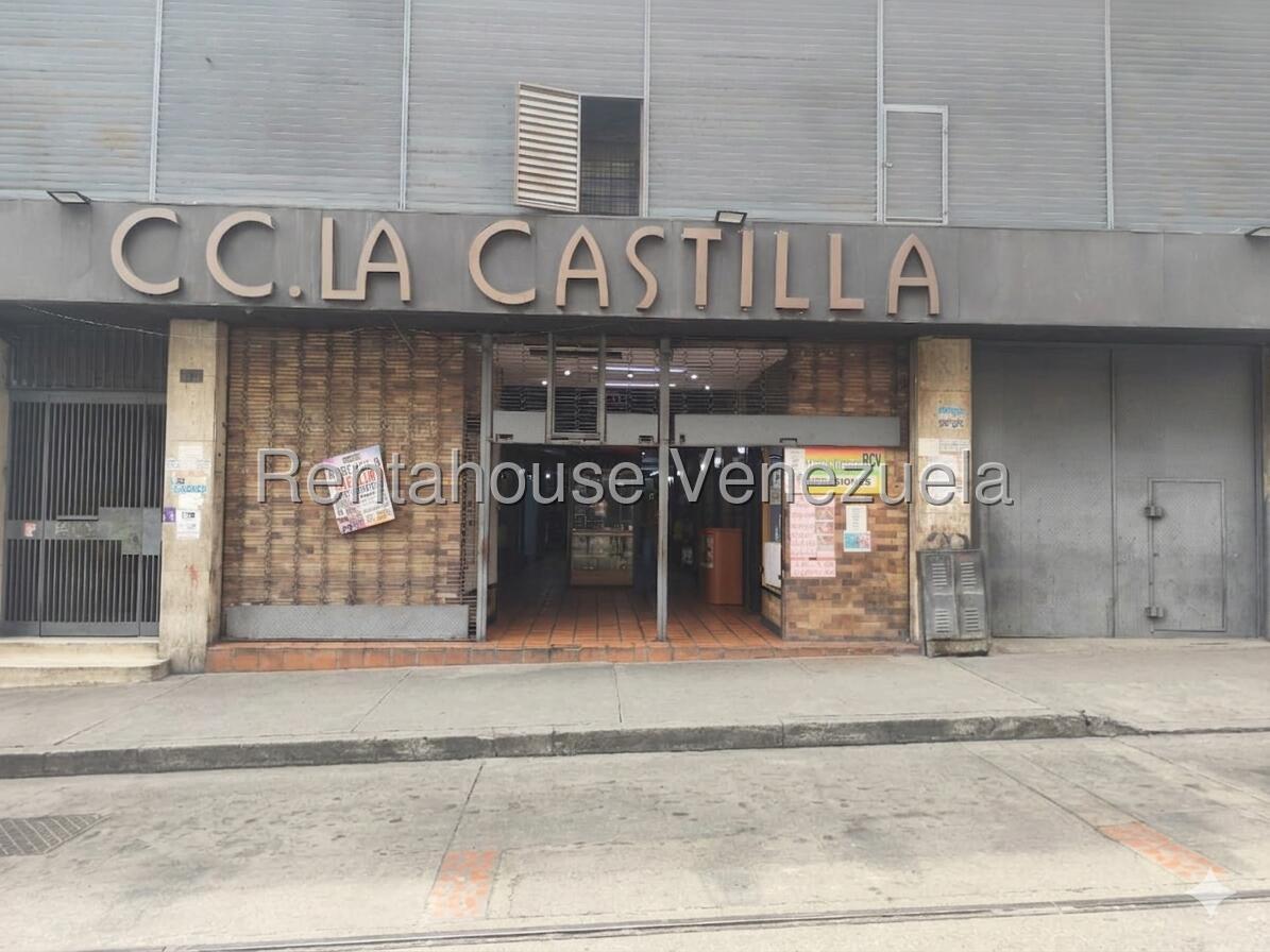Comercial 40 locales en La Candelaria