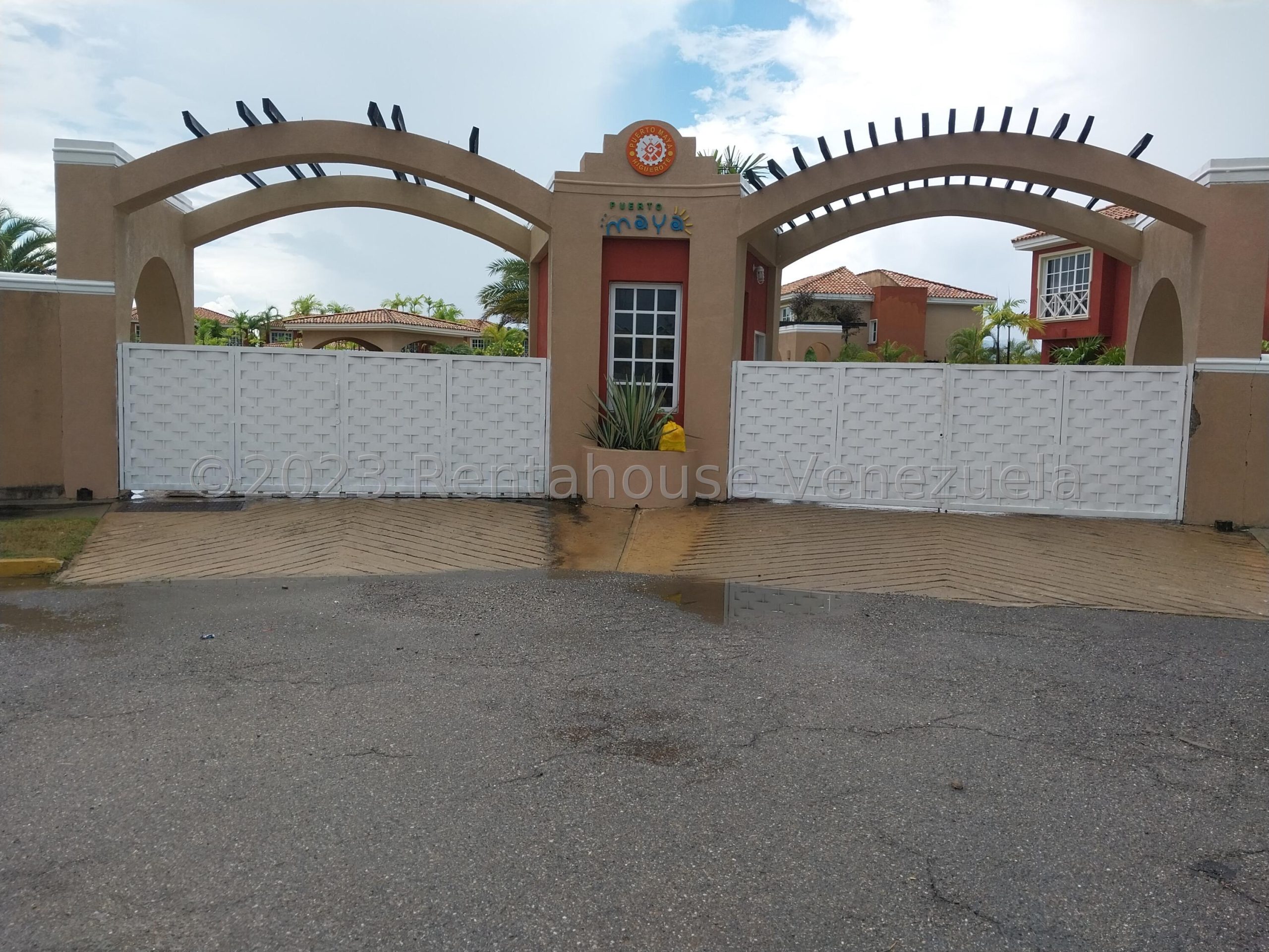 Townhouse con vistas al mar en Puerto Encantado